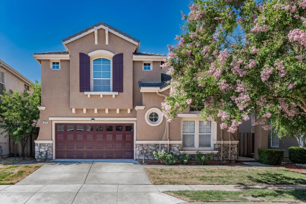 Luxury Living in San Jose